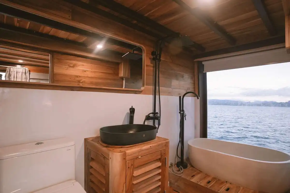 Raja Ampat Luxury Yacht Charters: Late-2027 Trends and Essential Planning